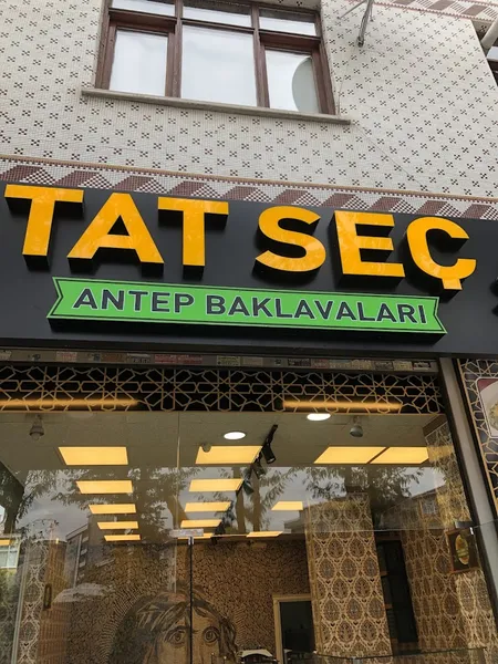 Tat seç antep baklavaları