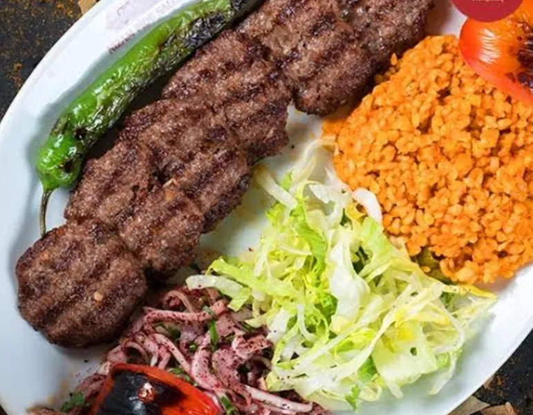 Erdal usta şiş kebap kokoreç salonu