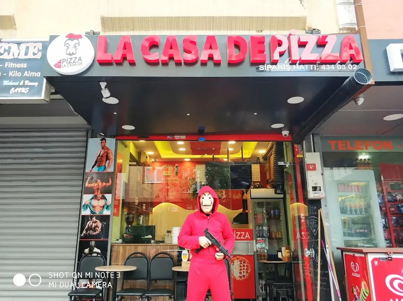 La Casa De Pizza