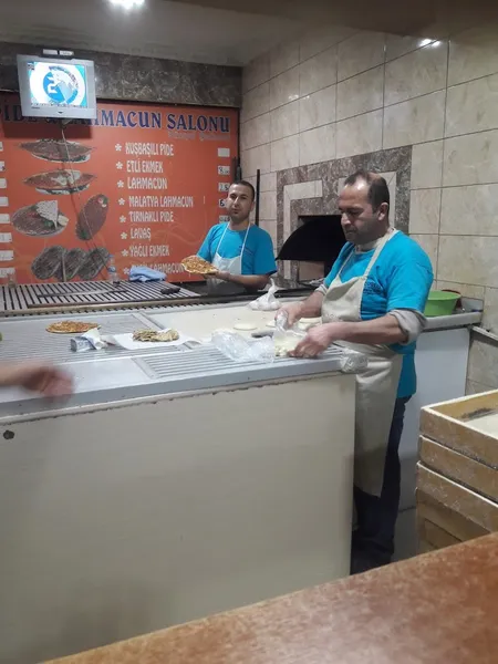 Avcıoğlu Pide & Lahmacun Salonu