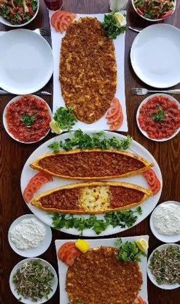 Konak Pide lahmacun salonu