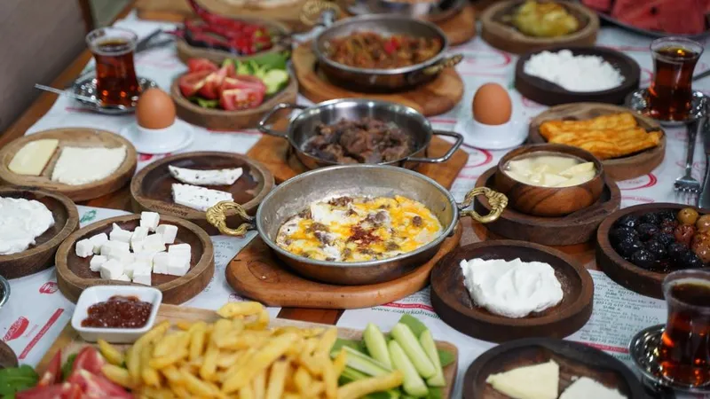 Çakır Menemen Ve Kahvaltı Merkez Şube