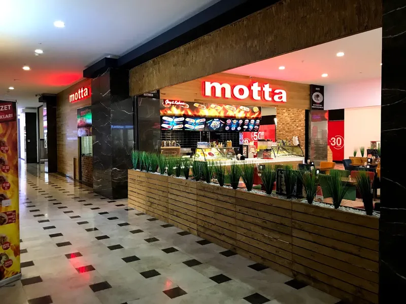 Motta Cafe & Restoran