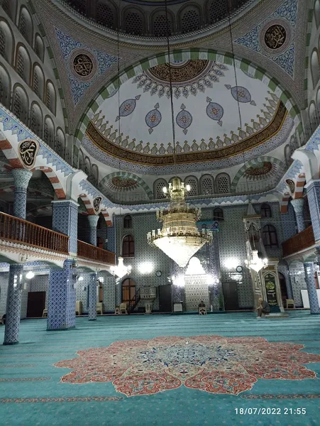 Yıldıztepe Cezine Camii