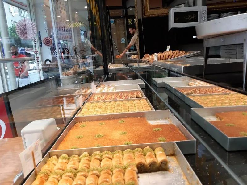 Kılıçoğlu Pasta Cafe & Baklava Fırını