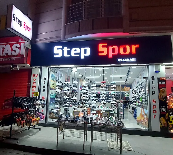 Step Spor Ayakkabı Mağazası