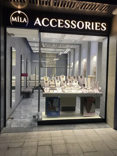 Mila accessories