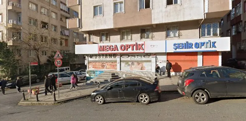 Mega Optik