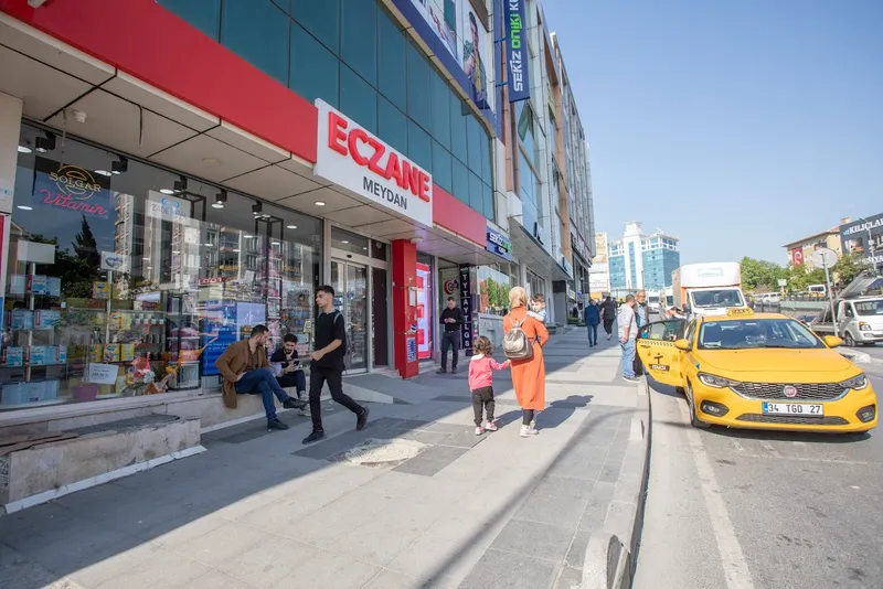 MEYDAN ECZANESİ