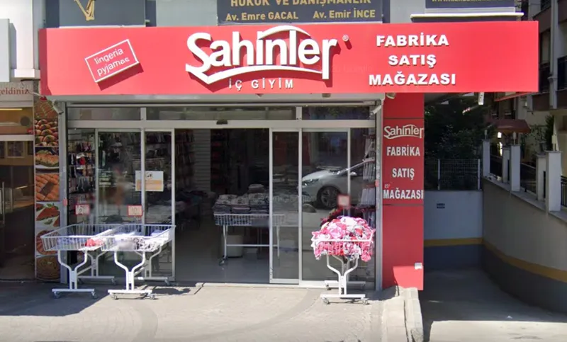 Şahinler İç Giyim Fabrika Satış Mağazası Küçükçekmece Cennet Şubesi