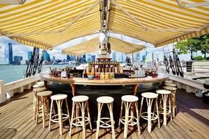 The 15 best boat bars in New York City