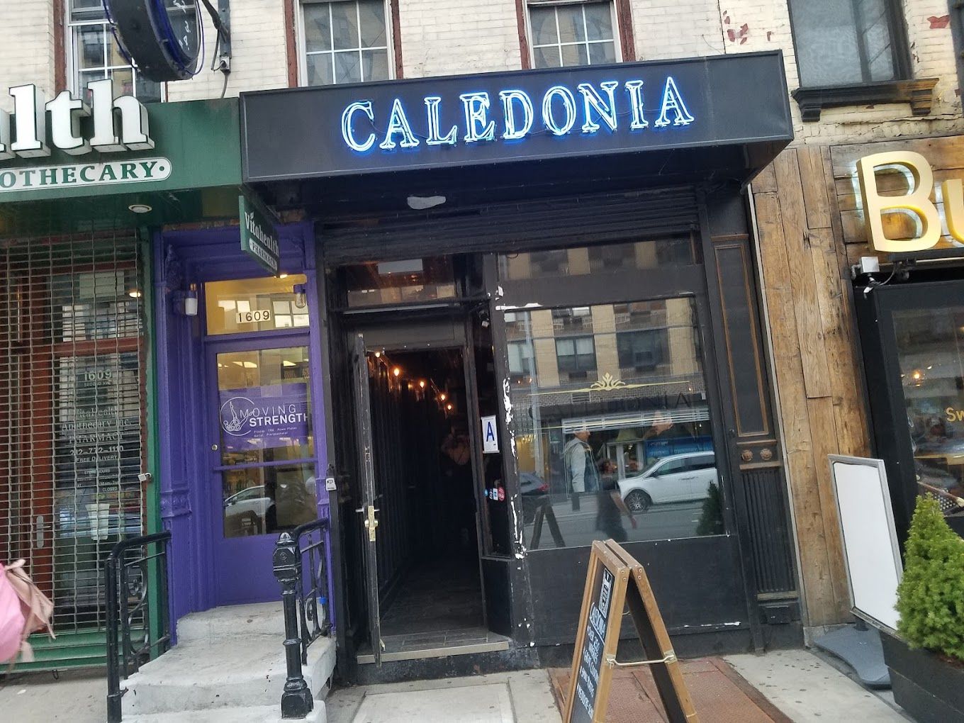 Caledonia Bar
