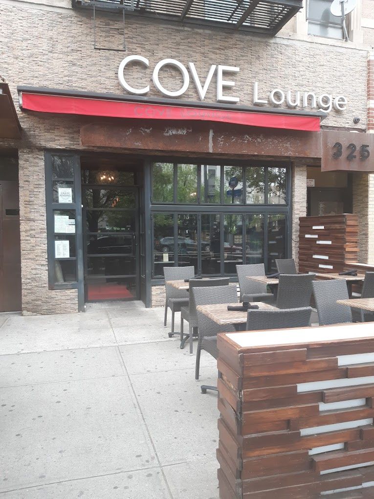 Cove Lounge