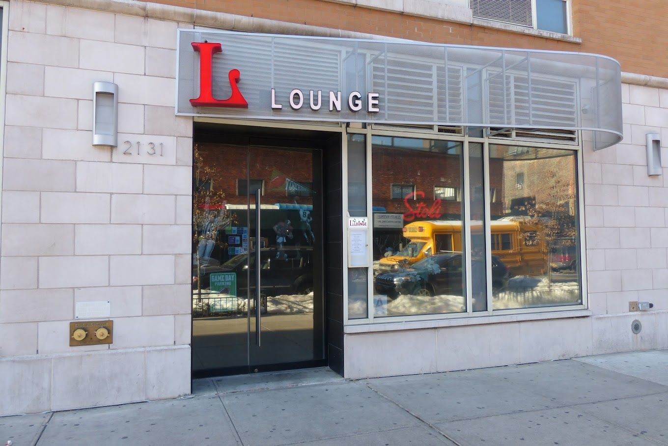 L Bar & Lounge
