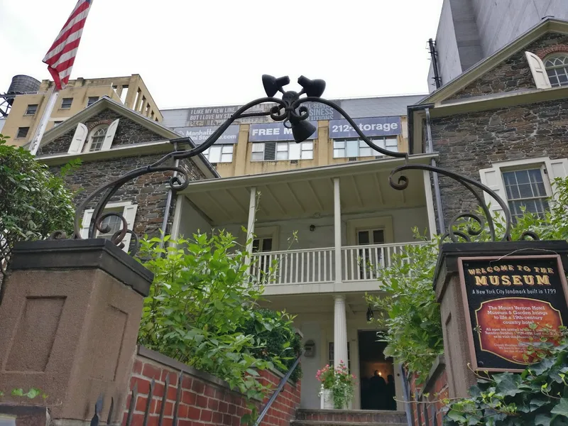 Mount Vernon Hotel Museum & Garden