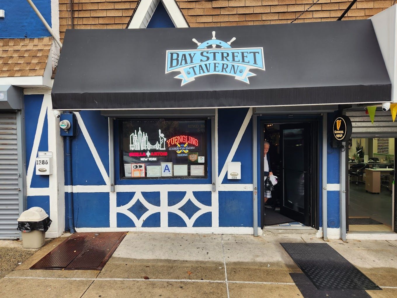 Bay Street Tavern