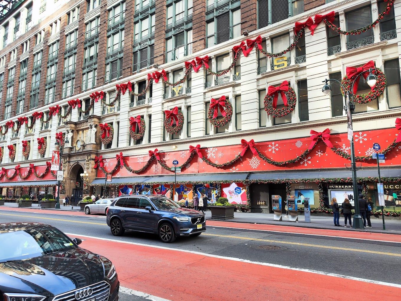 Burberry shop 34th street