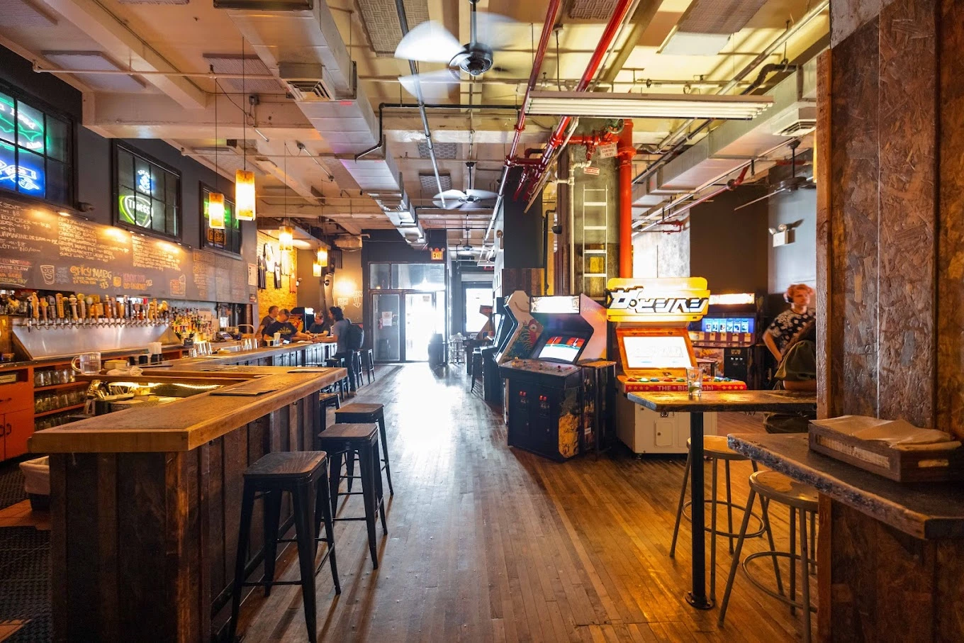 The 19 best bars with games in New York City
