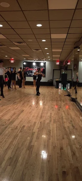 Best of 21 hiphop dance classes in New York City