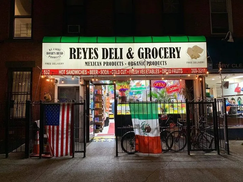 Reyes Deli & Grocery