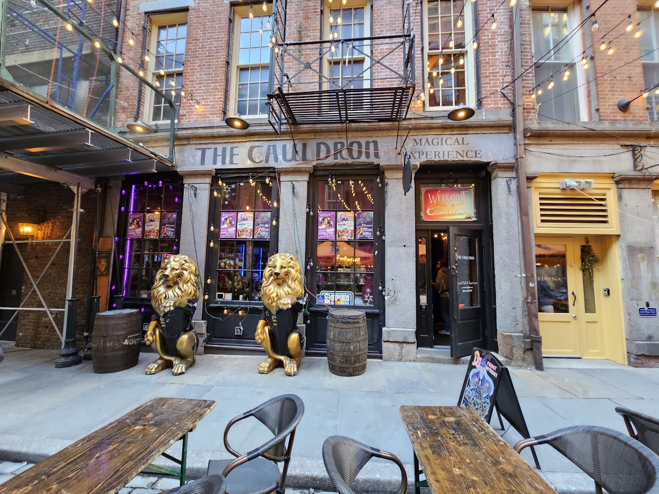 23 Terrifying Halloween bars in New York City