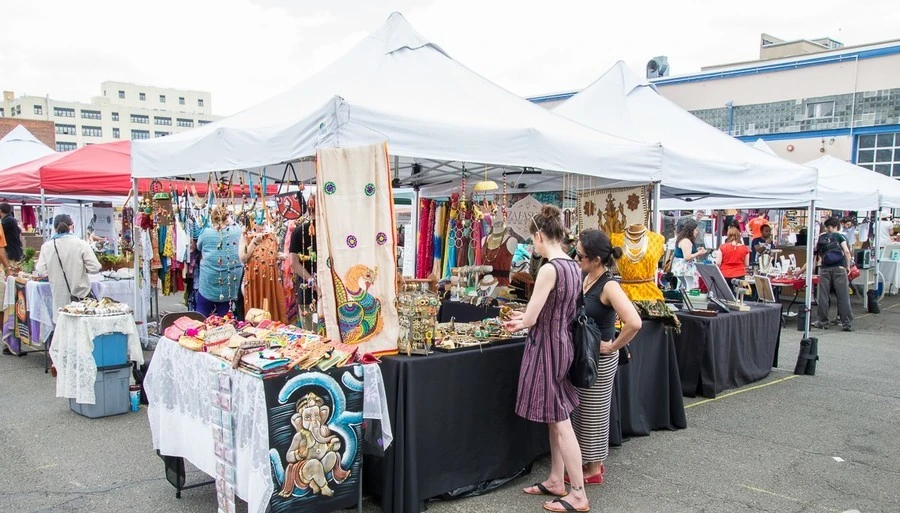 14 awesome flea markets in New York City for great finds