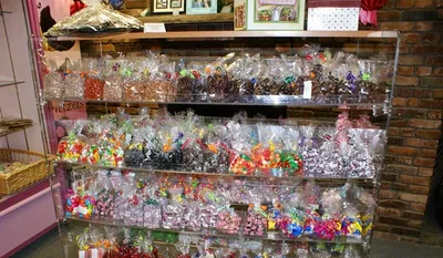 Top 5 candy stores in Syracuse New York City