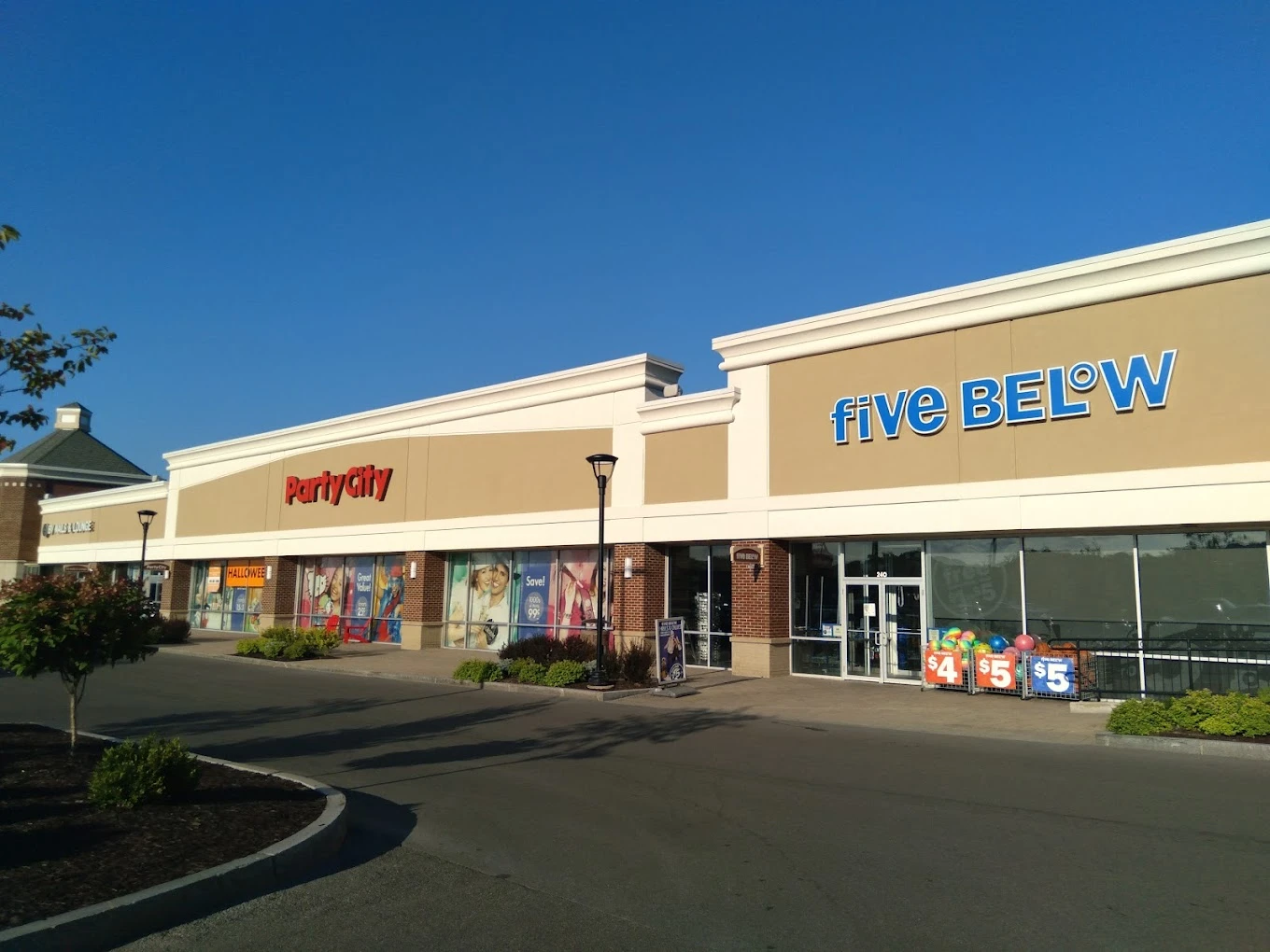 Best of 10 kid bookstores in Syracuse New York City