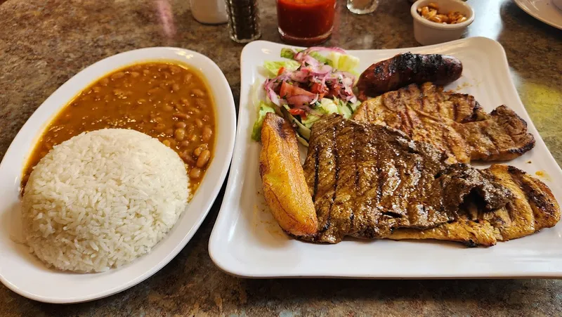 mexican restaurants Encebollados "El Idolo"