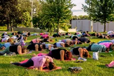 4 best outdoor yoga in Albany New York