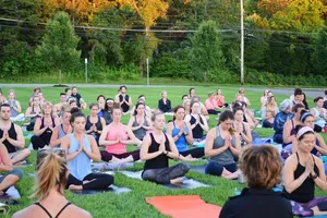 4 best outdoor yoga in Albany New York