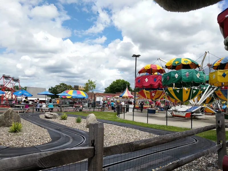 outdoor adventures Huck Finn's Playland