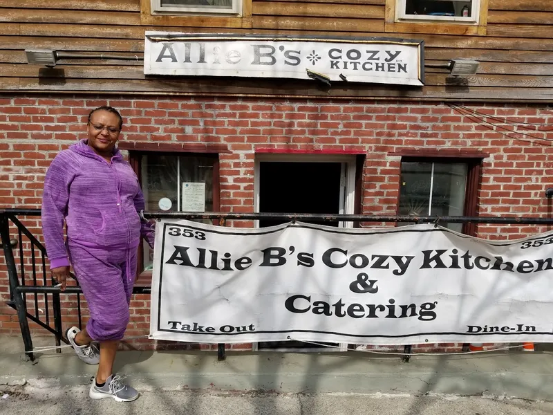 Allie B's Cozy Kitchen
