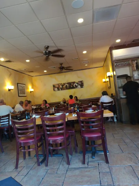 italian restaurants Carlo's