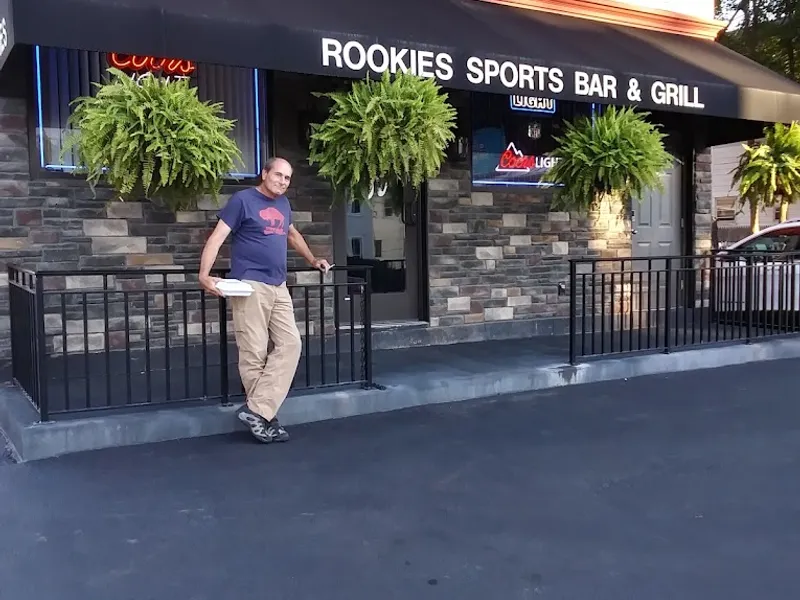 Rookies Sports Bar & Grill