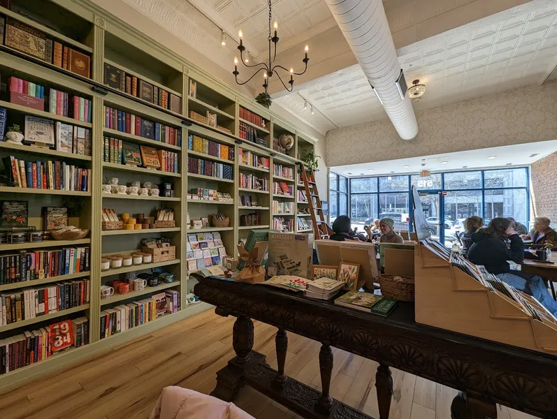 coffee shops Novel BIBLIO•BREW