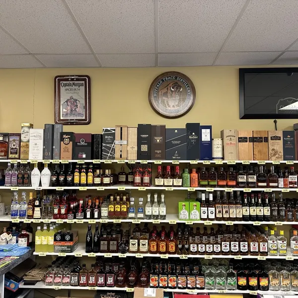 Guidarelli's Liquor Store