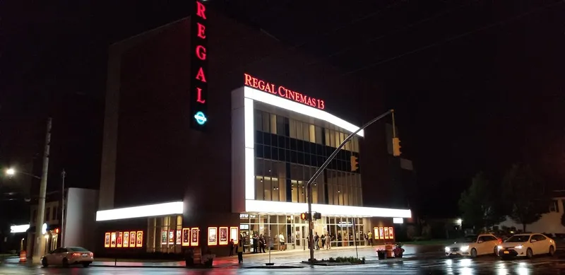 movie theaters Regal Lynbrook