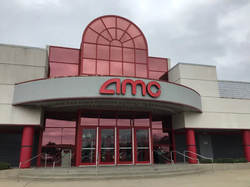 movie theaters AMC Raceway 10