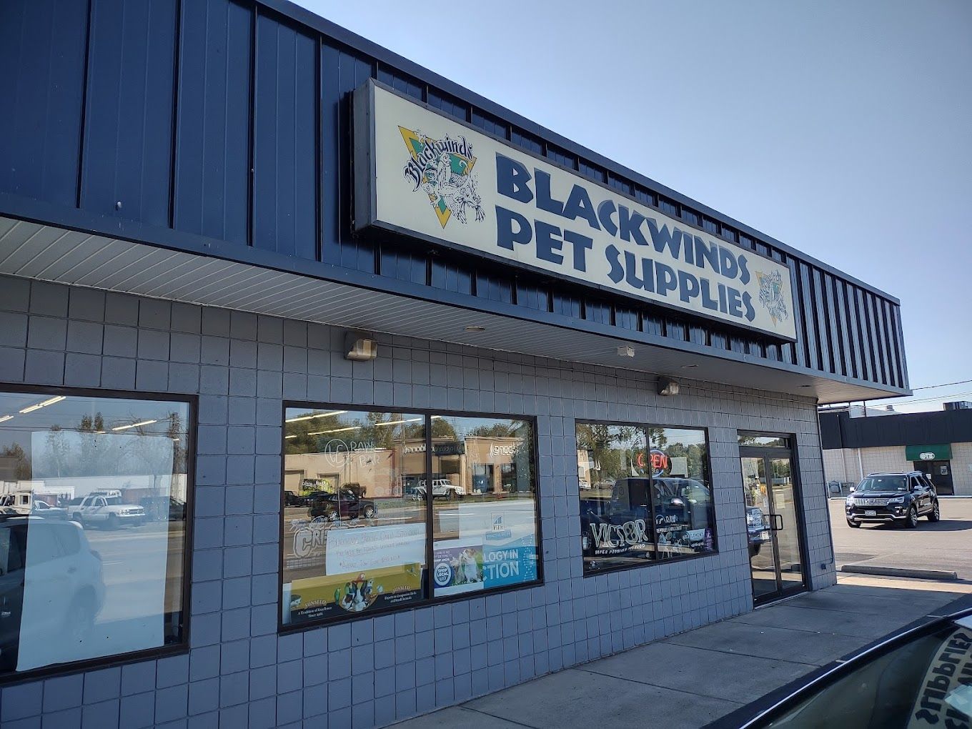 5 best pet stores in Niagara Falls New York