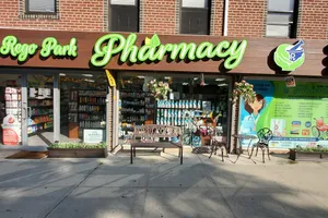 Top 4 pharmacies in Rego Park New York