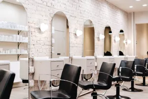 6 best hair salons in Lower East Side New York City
