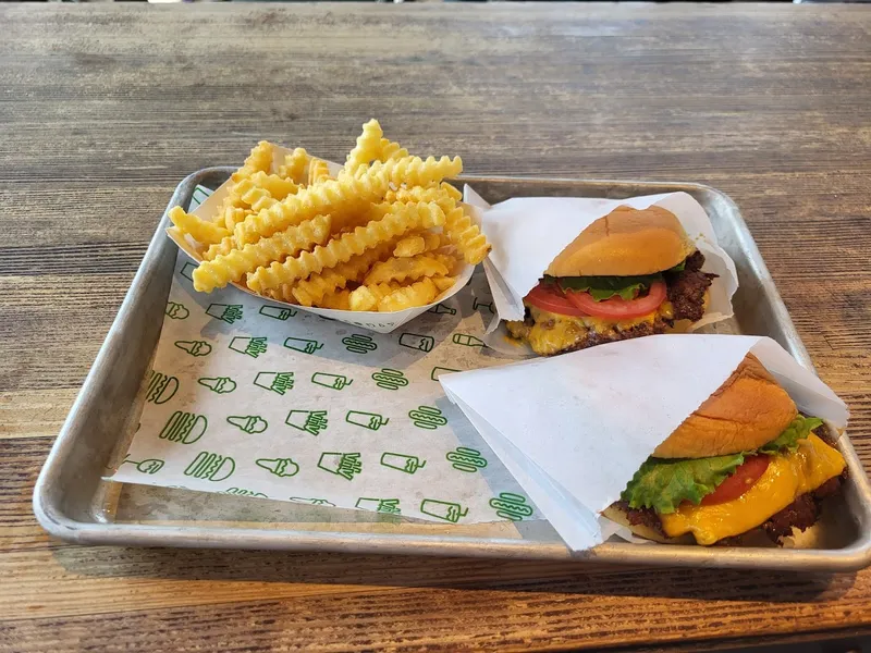 places for burgers Shake Shack Downtown Brooklyn