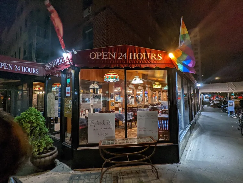 late night restaurants Chelsea Square Restaurant