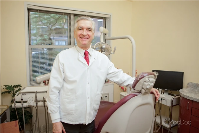 Robert Rydstrom The best 9 dental clinics in Hell’s Kitchen New York City