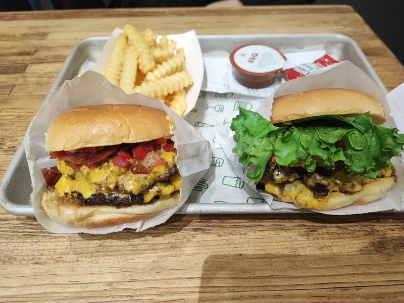 places for burgers Shake Shack Theater District