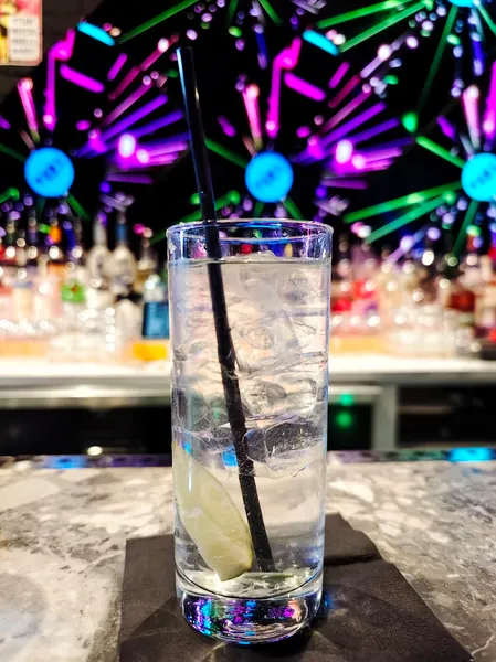 VERS — queer bar, cocktails, bar snacks, and parties