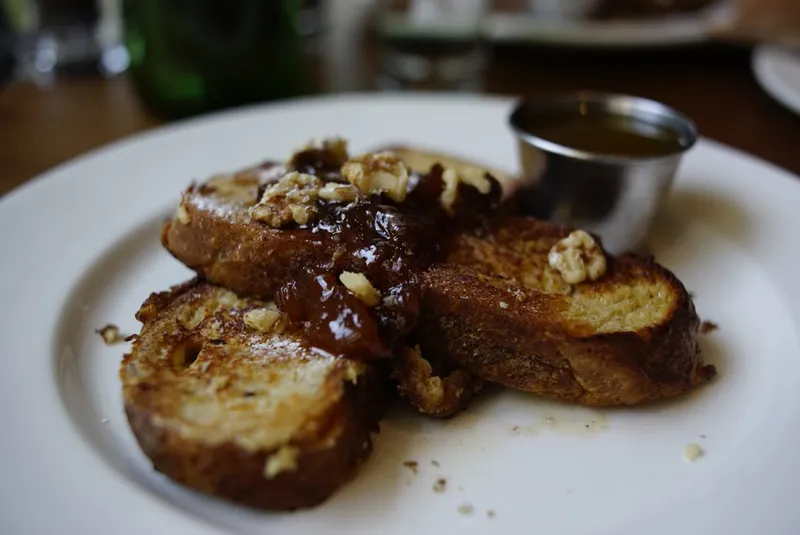 Bread Pudding Runner & Stone