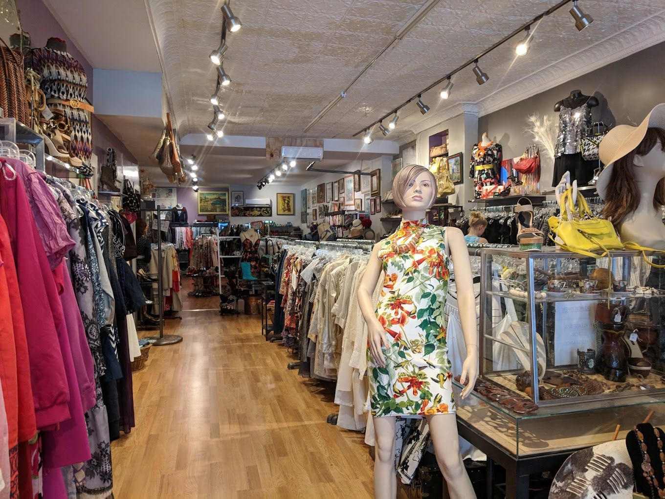 12 Best thrift stores in Park Slope New York City