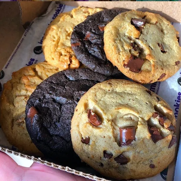 Desserts Insomnia Cookies